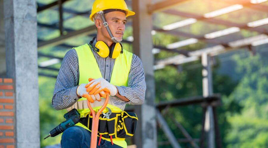 Professional gutter cleaning in Kirby, OH